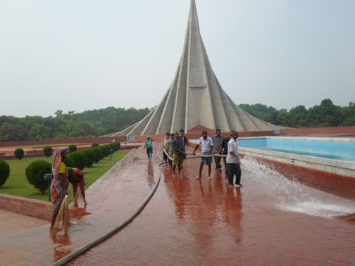 প্রস্তুত স্মৃতিসৌধঃ পাঁচ স্তরের নিরাপত্তা ব্যবস্থা